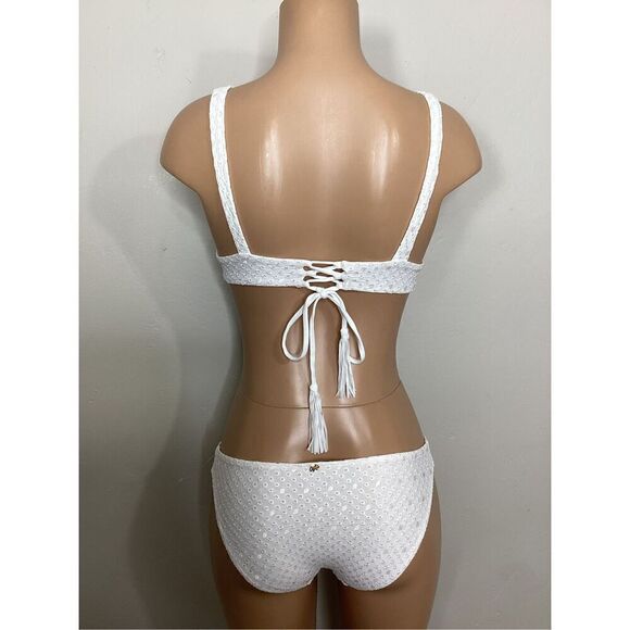 New. Pilyq white bikini set. S-bottom/D-cup top. Retails $149 - Picture 7 of 14